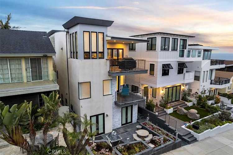 320 20th St Manhattan Beach, CA 90266
