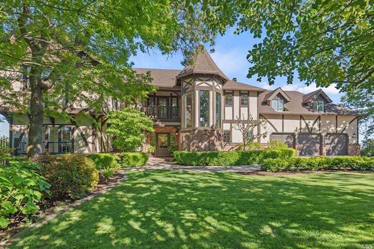 15 Hampton Lane Novato, CA 94945