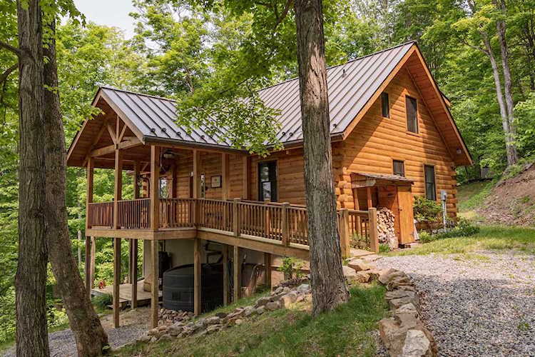 635 Shake Rag Lexington, VA 24450