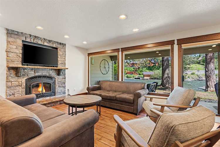 270 Bridge St Bigfork, MT 59911