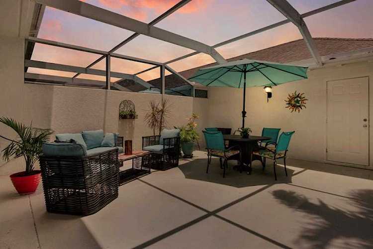 2737 E Community Drive Jupiter, FL 33458