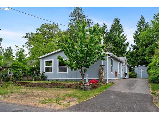 10033 N Mohawk AVE Portland, OR 97203