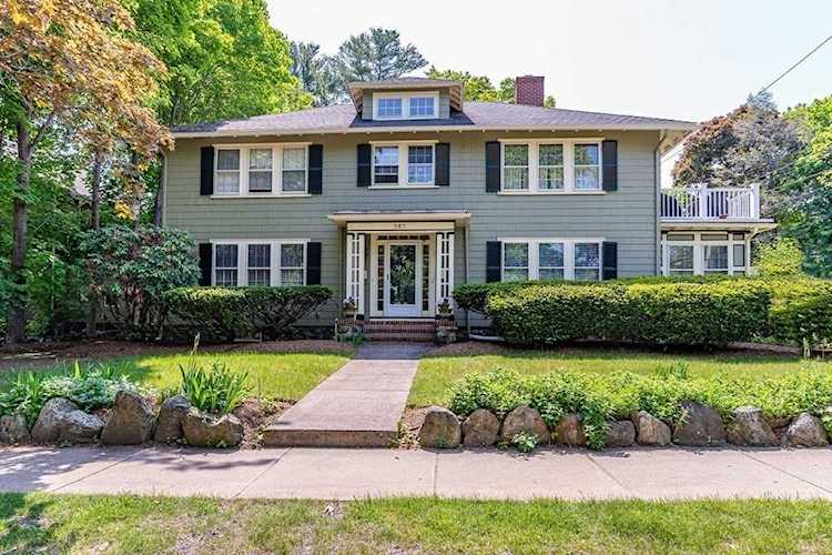 267 Summer Avenue #1 Reading, MA 01867