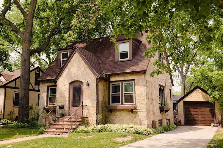 225 Gray St Green Bay, City of Green Bay, WI 54303