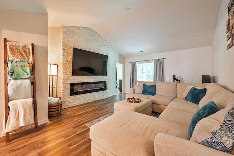 245 Border Rd Goose Creek, SC 29445