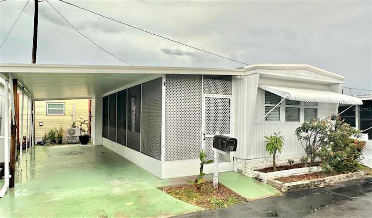 12766 Seminole Blvd #51 Largo, FL 33778