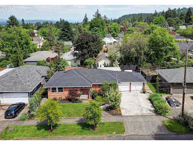 4324 NE 70th AVE Portland, OR 97218