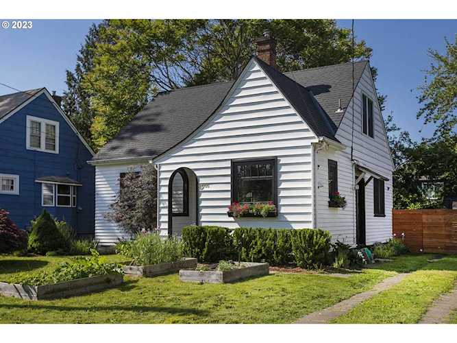 3105 N Winchell ST Portland, OR 97217