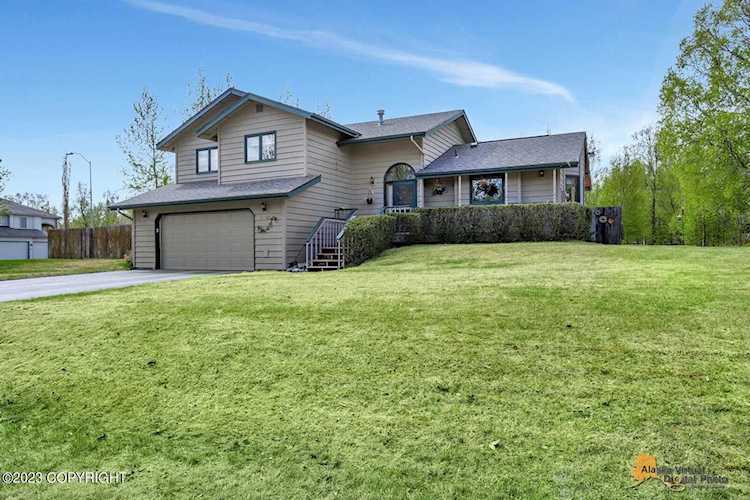 2395 Kelso Ln Palmer, AK 99645