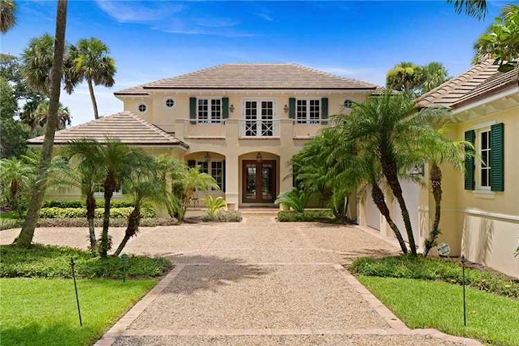 825 Painted Bunting Ln Vero Beach, FL 32963