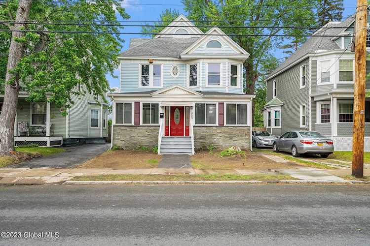 523 N Brandywine Ave Schenectady, NY 12308