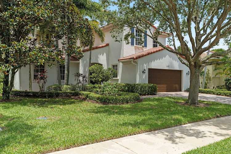 1107 Vintner Boulevard Palm Beach Gardens, FL 33410