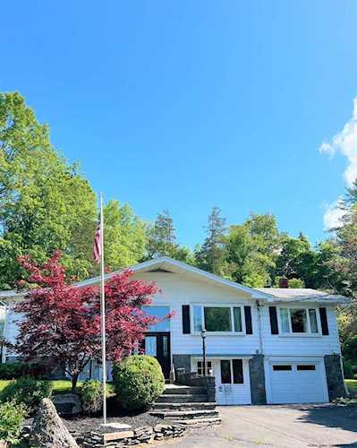 240 Forest Hill Dr Kingston, NY 12401