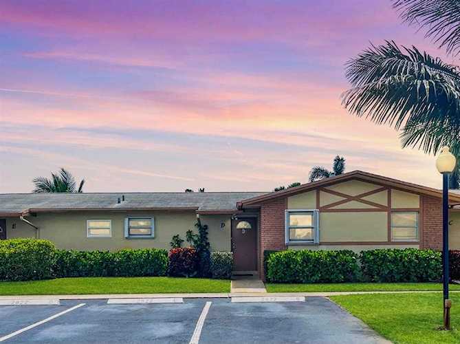 2822 W Crosley Drive #D West Palm Beach, FL 33415