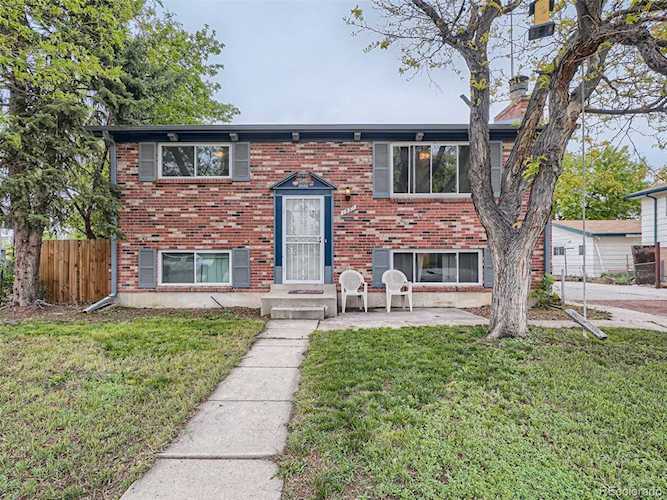 1561 E 119th Place Northglenn, CO 80233