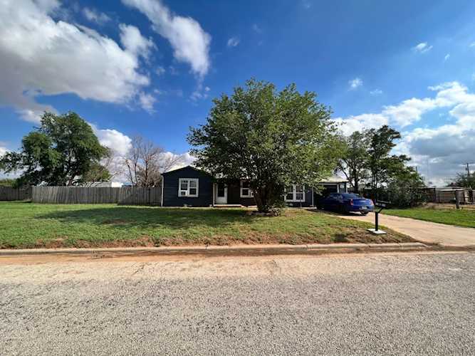 116 E 75th Street Lubbock, TX 79404