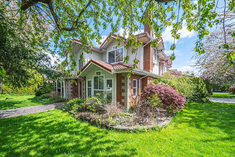 2360 Mcleod Avenue Richmond, BC V6X 2N1
