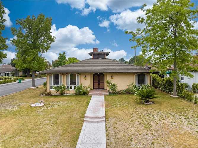 902 Coronado Arcadia, CA 91007