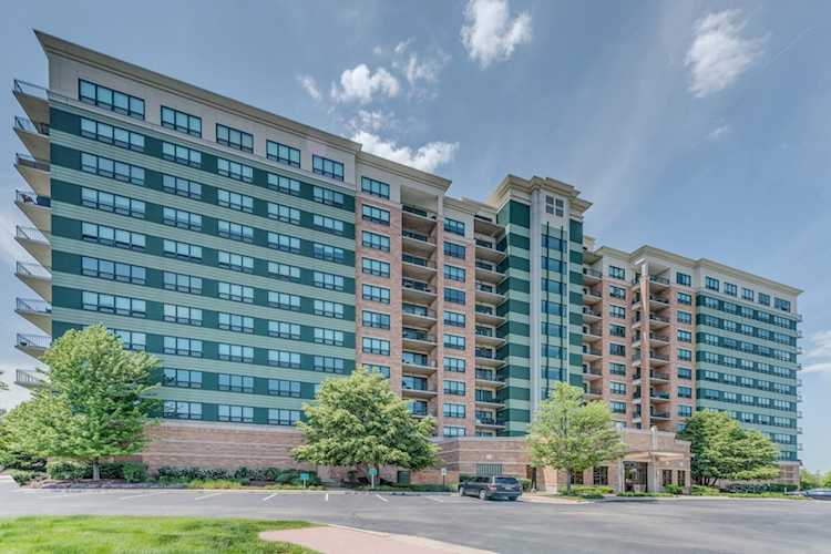 6420 Double Eagle Dr #1212 Woodridge, IL 60517