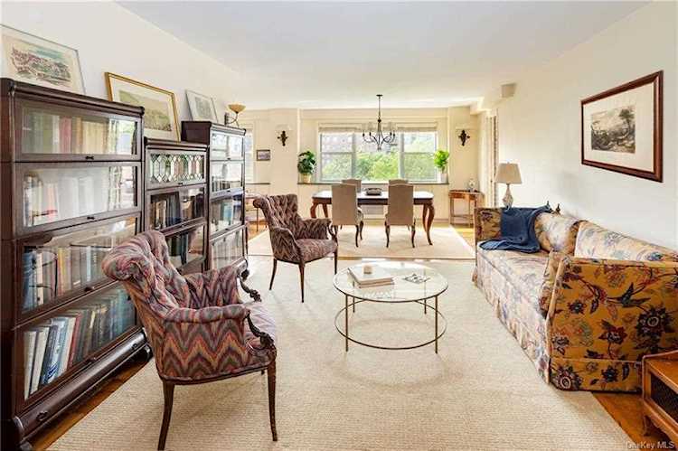 3530 Henry Hudson Parkway #8L Bronx, NY 10463