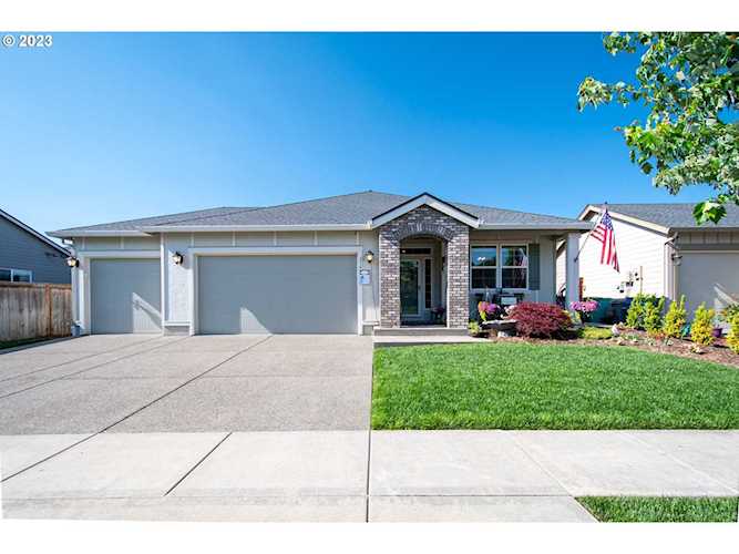 316 SW 9th ST Battle Ground, WA 98604