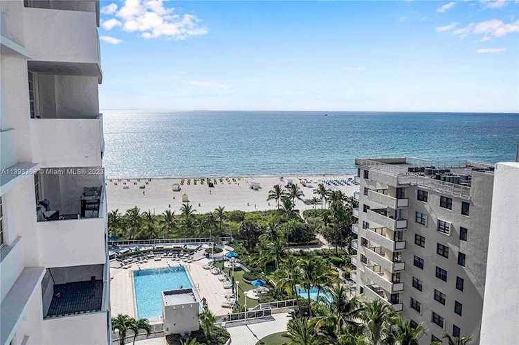100 Lincoln Rd #1415 Miami Beach, FL 33139