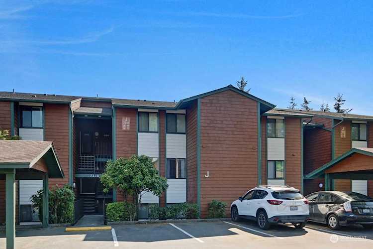 7310 N Skyview Ln #J-301 Tacoma, WA 98406