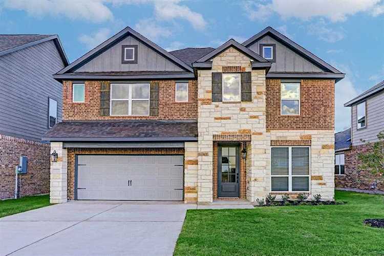 135 Lt John Decker DR San Marcos, TX 78666