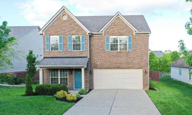 272 Gleneagles Way Versailles, KY 40383