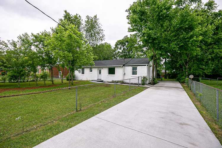 1903 Sherrill Blvd Murfreesboro, TN 37130 | MLS 2529591 Photo 1
