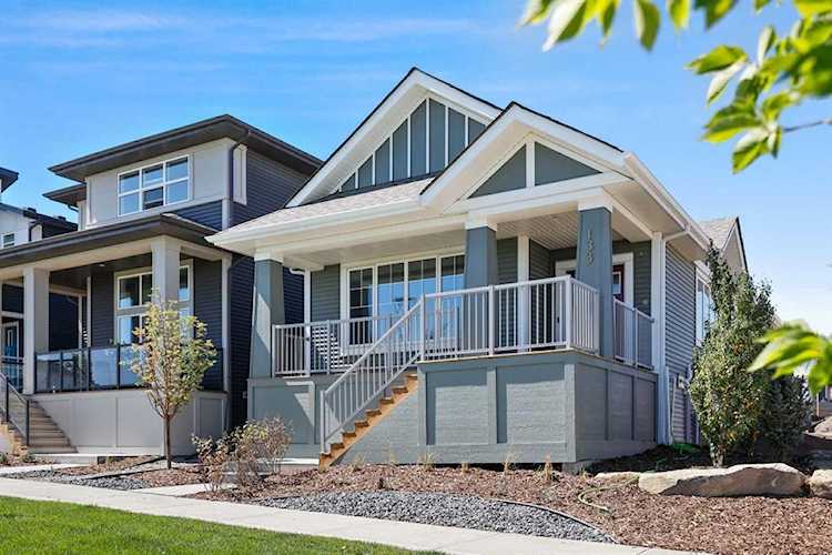 133 Edith Walk NW Calgary, AB T3R 1Y7
