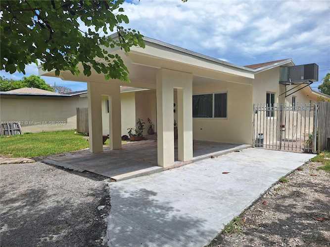 6340 Madison St Hollywood, FL 33023