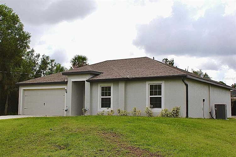 4846 Butterfly Ln North Port, FL 34288