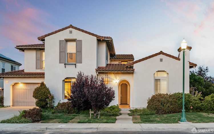 2822 Breaker Circle Hayward, CA 94545