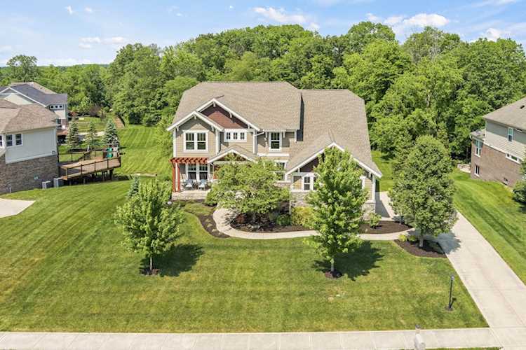 3912 Pelham Rd Carmel, IN 46074 | MLS 21921782 Photo 1
