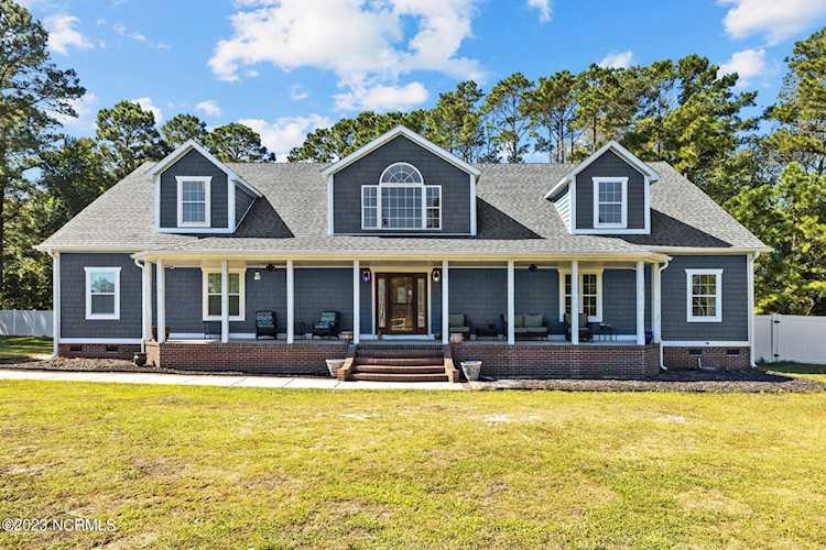 102 Silver Creek Drive Swansboro, NC 28584