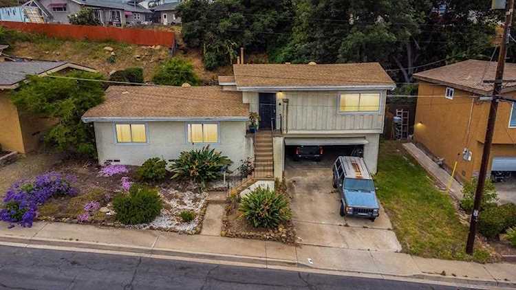 4010 Apore St La Mesa, CA 91941