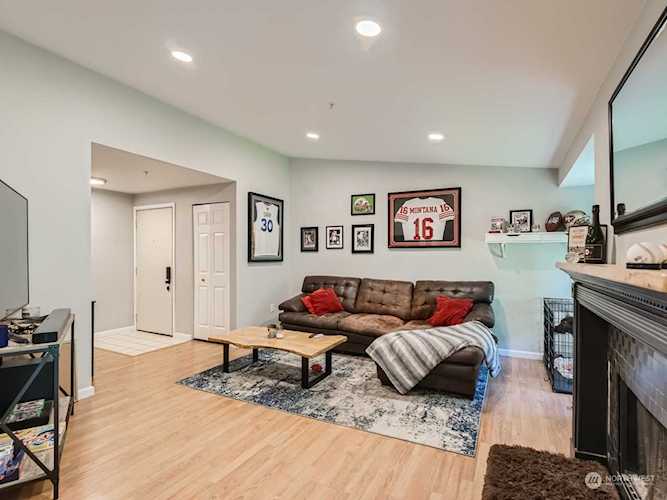 11002 SE Petrovitsky Rd #G304 Renton, WA 98055