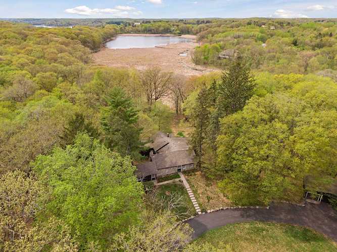 585A Ferndale Road N Orono, MN 55391