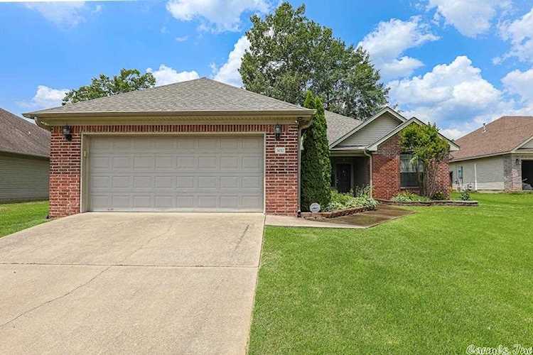 3017 Brooke Ln Benton, AR 72015