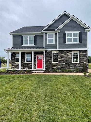 201 St Andrews Dr Smithfield, VA 23430