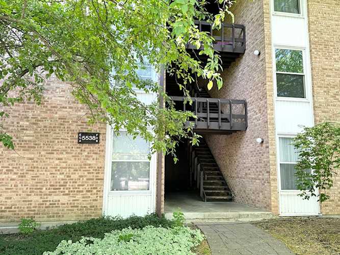 5538 E Lake Dr #D Lisle, IL 60532