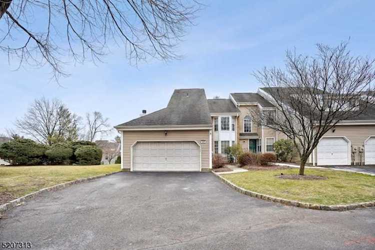 124 Coccio Dr West Orange Twp., NJ Photo 1