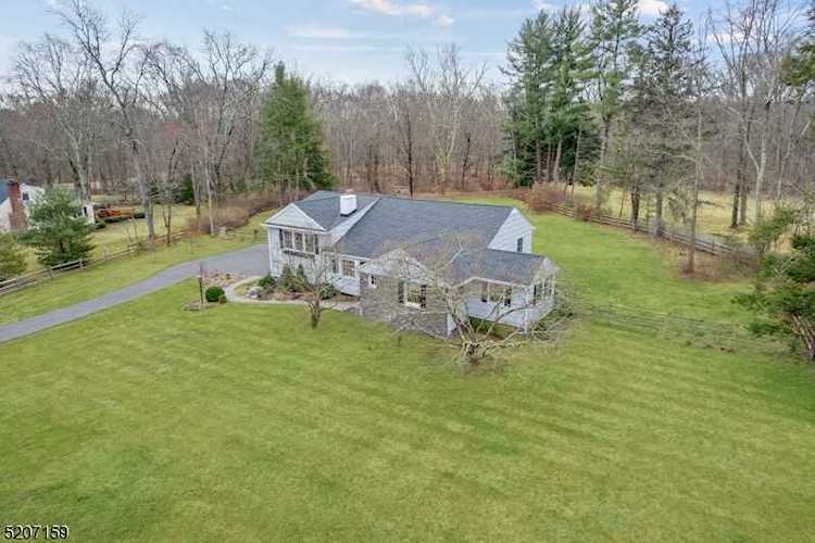 198 Village Rd Harding Twp., NJ 07935