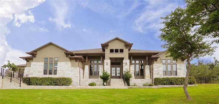 17301 Avion DR Dripping Springs, TX 78620