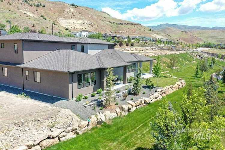 3365 E Warm Springs Boise, ID 83716