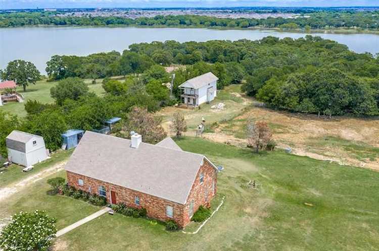 954 Lloyds Little Elm, TX 75068