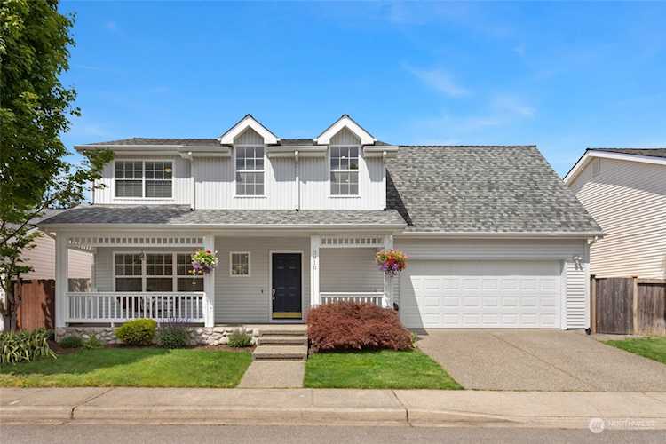 3910 NE 5th Place Renton, WA 98056