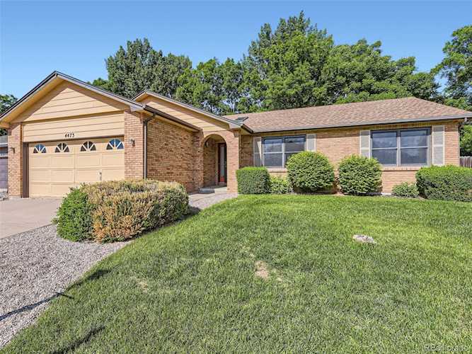 4473 Brookwood Ct Loveland, CO 80538