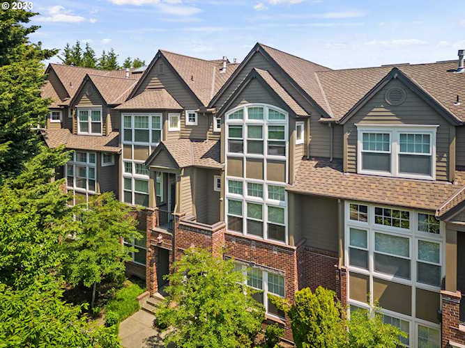 321 3rd ST Lake Oswego, OR 97034
